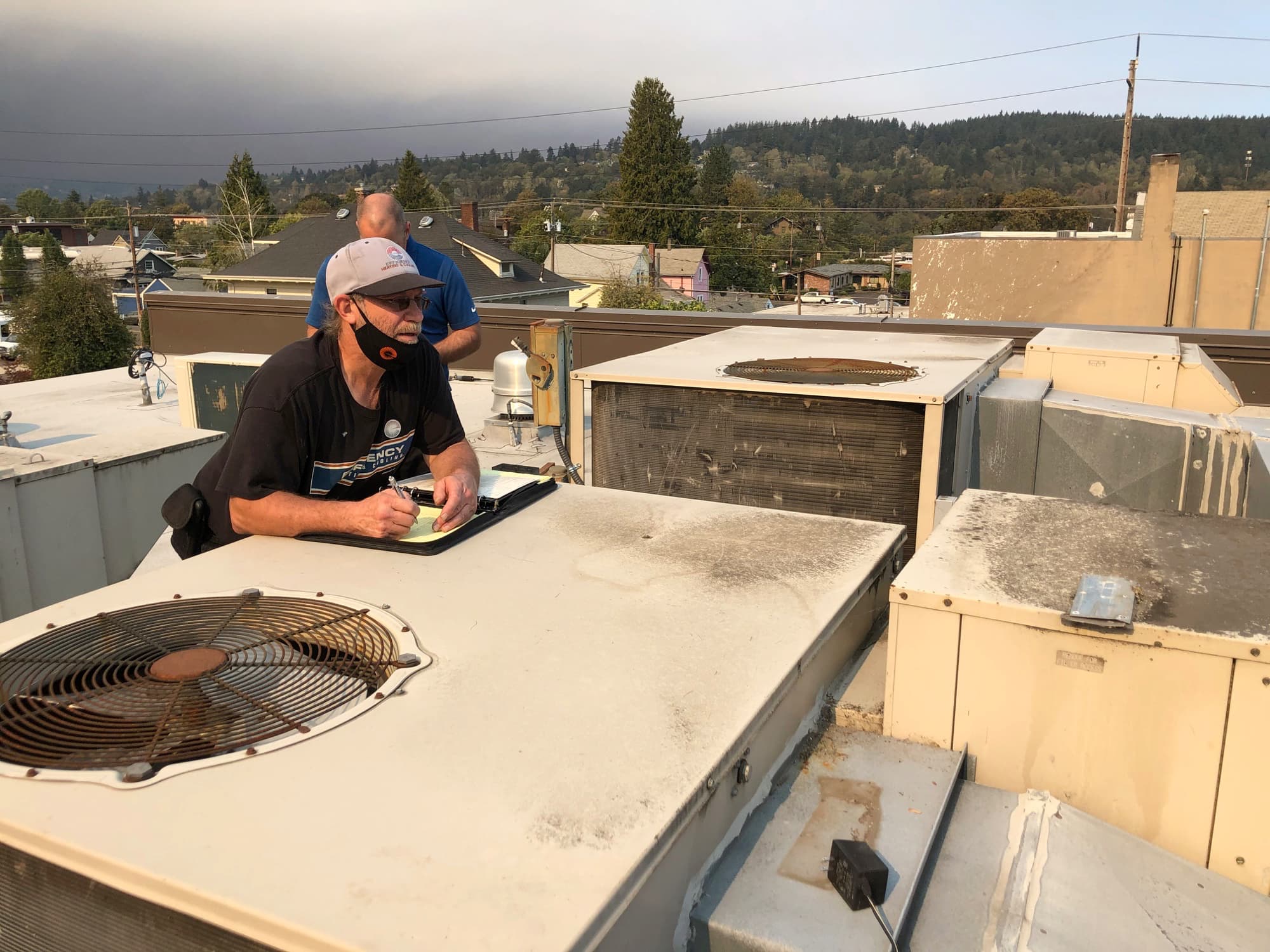 What is the Key to Keeping Your AC Unit Running Smoothly? Discover the Benefits of Regular AC Maintenance!